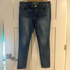 COPY - American Eagle Super stretch size 14